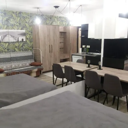 Admiral Plaza Apartament 公寓