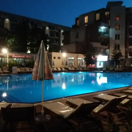 Admiral Plaza Apartament Appartement